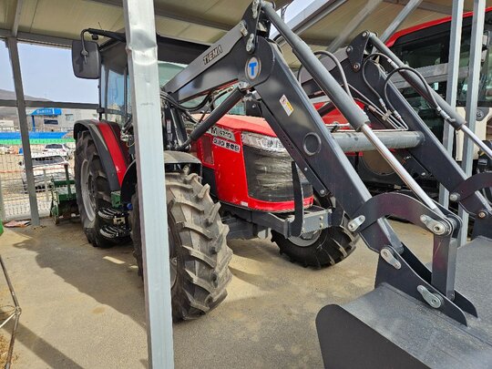 아세아 MF 트랙터 MF4710 (100마력)