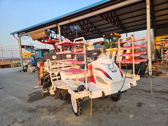 Yanmar Rice transplanter VP80DX (8Rows)