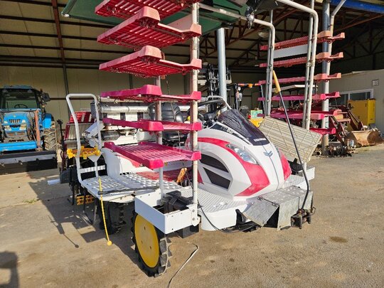Yanmar Rice transplanter YR6DZ-F (6Rows)