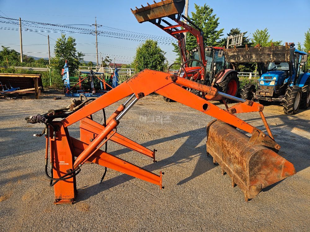 대동 트랙터 L3503 (35마력)