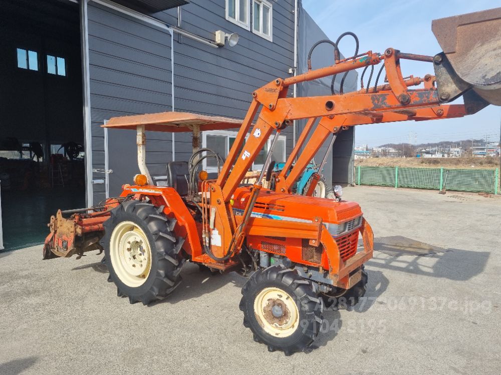 대동 트랙터 3301 (33마력)