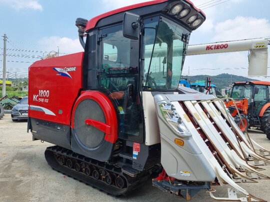 Kukje Combine Harvester KC1200 (6Rows)