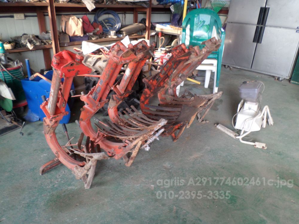 대동 쟁기 경운기