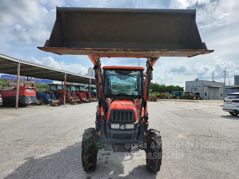 Kubota Tractor L430 (42hp)