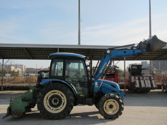 LS 트랙터 U6160 (61마력)