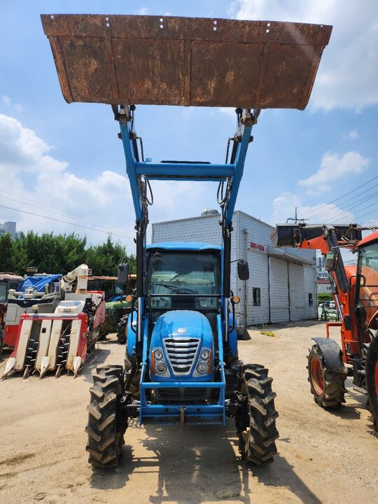 LS 트랙터 XU6145 (45.6마력)