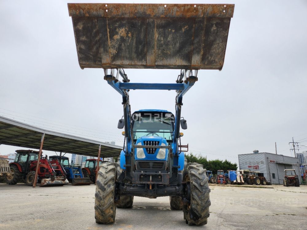 LS 트랙터 L7030 (85마력)