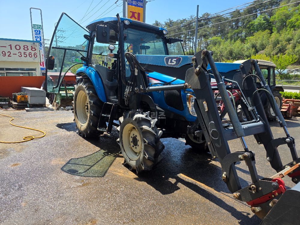 LS 트랙터 MT5.73 (73.9마력)