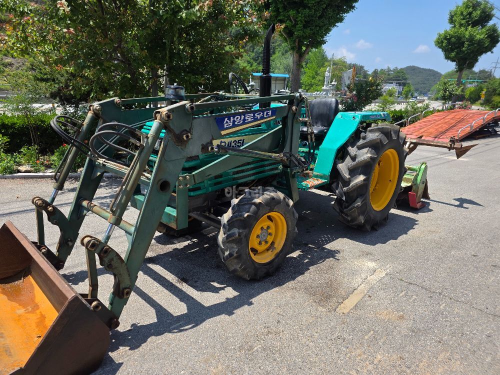 Daedong Tractor D4351 (43hp)