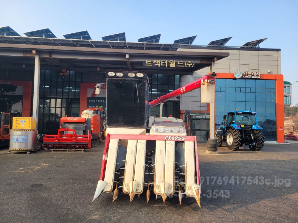 TYM Combine Harvester CX695G (6Rows)