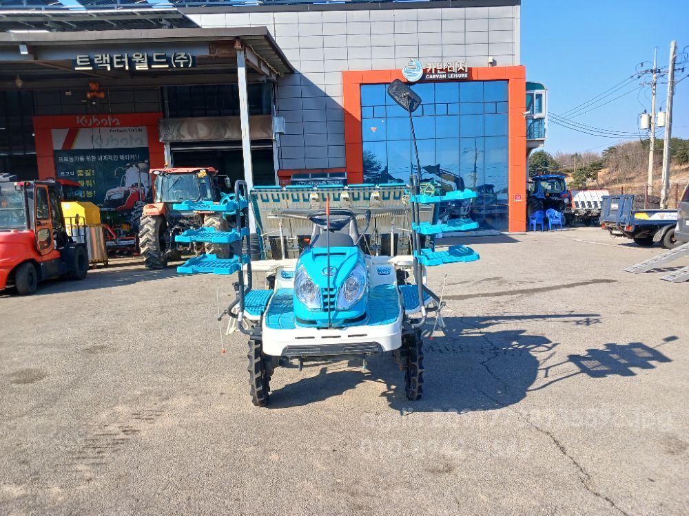 구보다 이앙기 KWP69D (6조식)