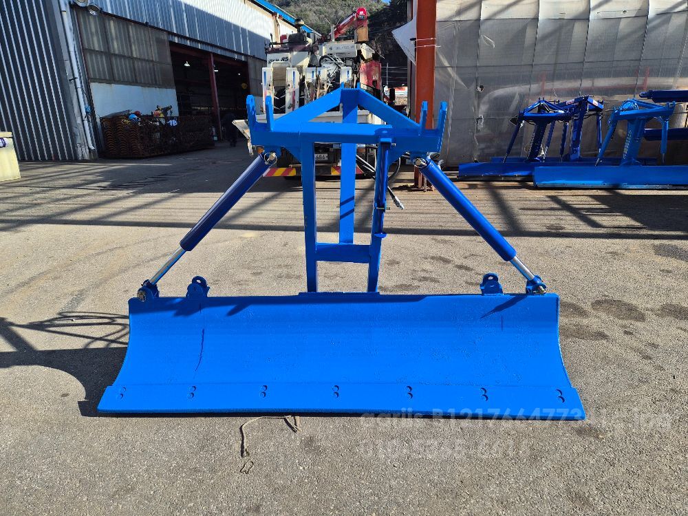  제설용 그레이더(농업용) 제설용 그레이더(농업용) 