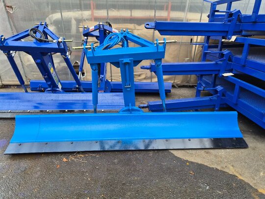 제설기 그레이더 제설용 그레이더(농업용) 제설용그레이더 3000