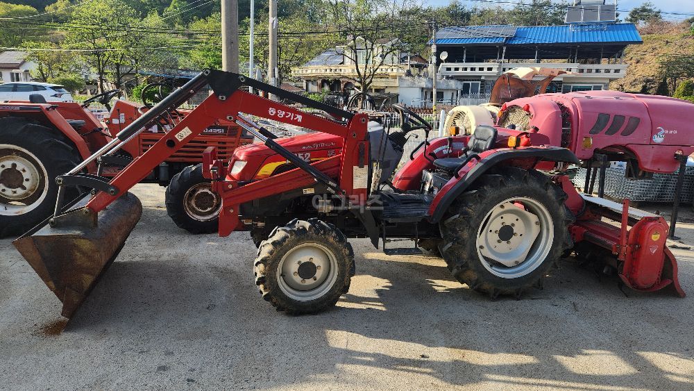 TYM 트랙터 T352 (35마력)