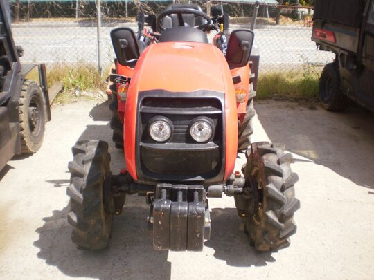 Kukje Tractor 3000 (30hp)