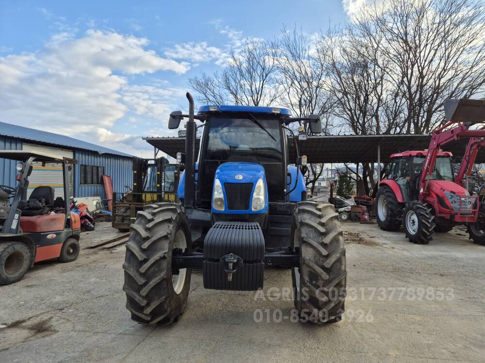 뉴홀랜드 트랙터 T6070 (135마력)