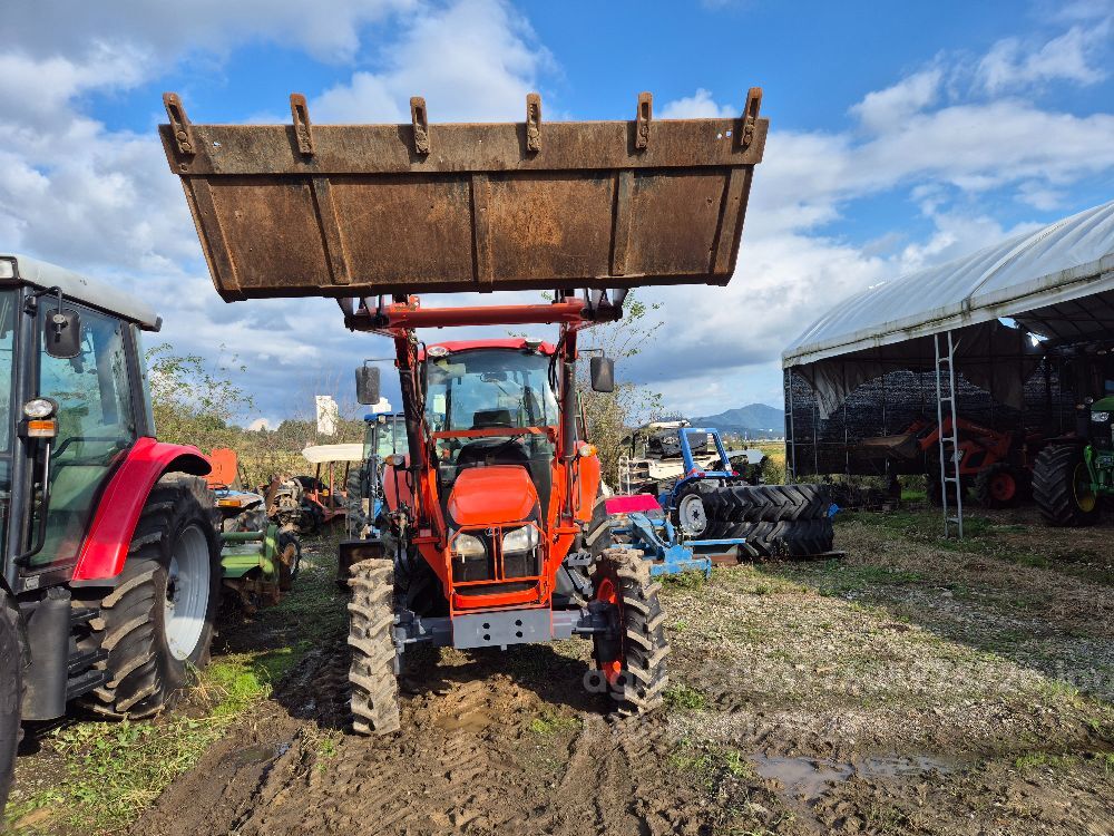 구보다 트랙터 M7040 (70마력)