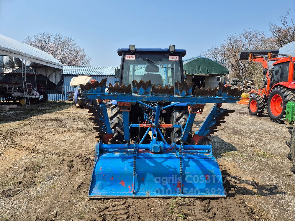 LS 트랙터 N47 (47마력) 뒤우측면