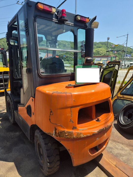 두산 지게차 D33SE-5 (3.3톤)