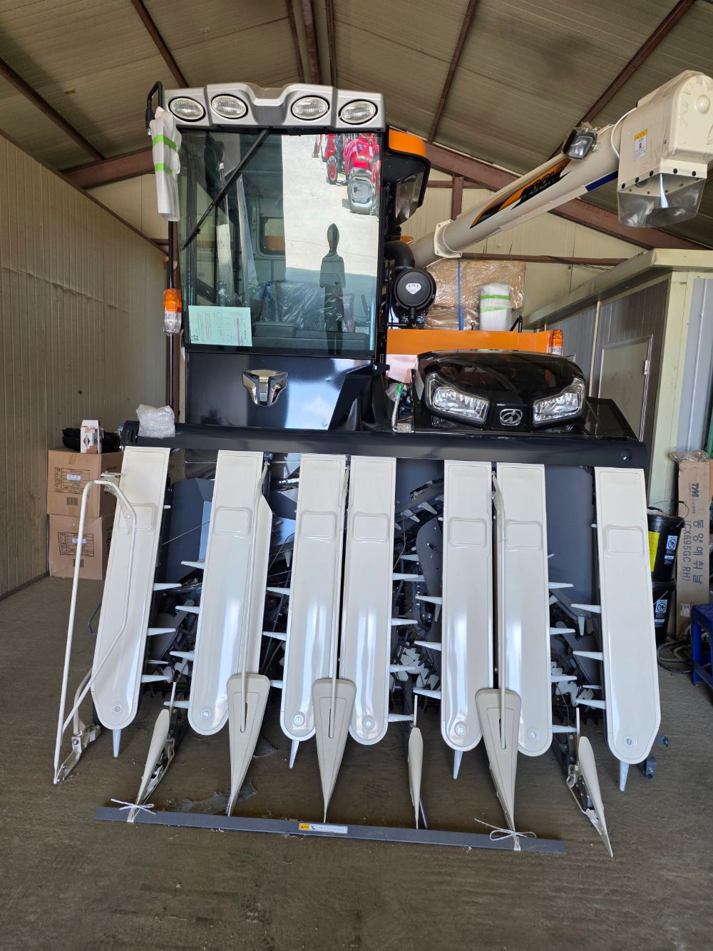 Iseki Combine Harvester HJ7135 (7Rows)