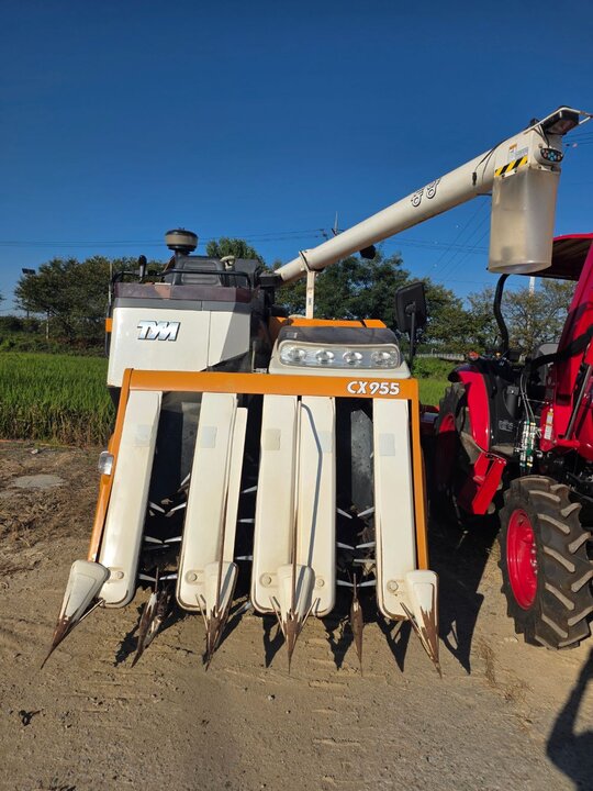 TYM Combine Harvester CX955 (5Rows)