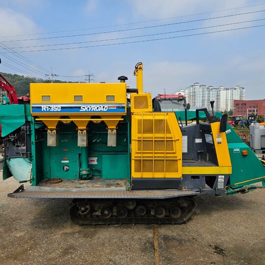 Daedong Combine Harvester R1-350 (3Rows)