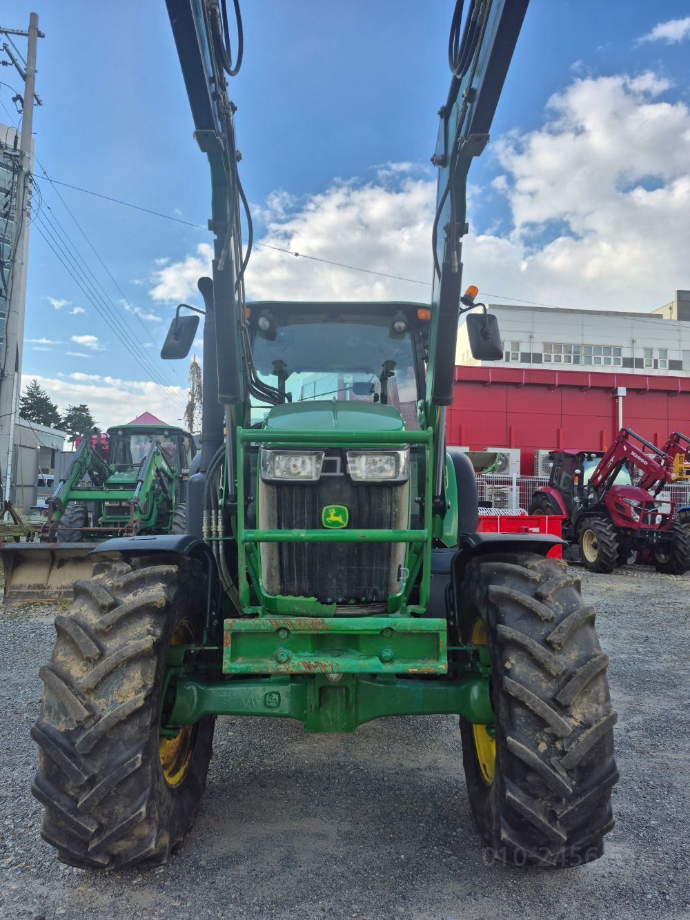 JohnDeere Tractor 6120E (120hp) 뒤우측면