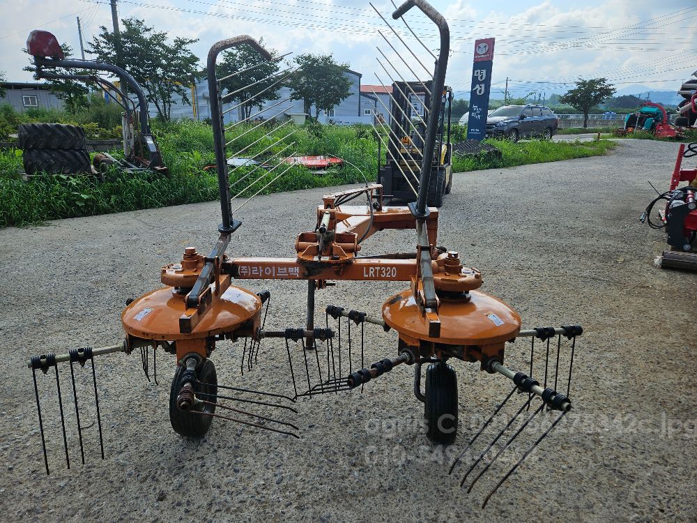  Rake LRT320 