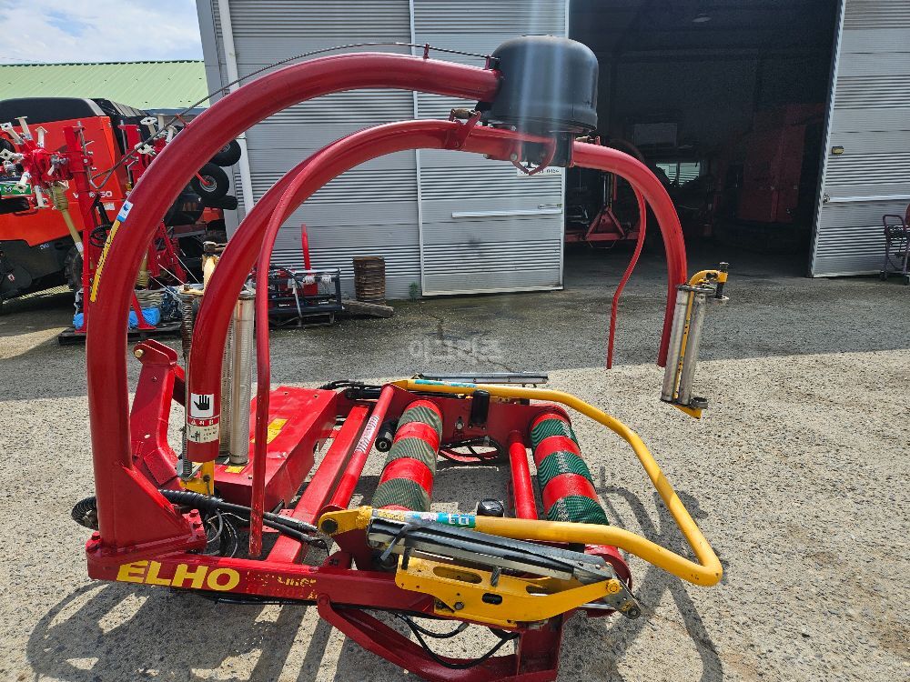  Bale Wrapper 랩피복기 중형 RF1002 