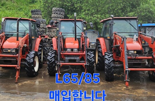 NewHolland Tractor TL100 (95hp)