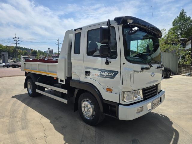 현대 현대5톤 덤프 4.5톤 덤프 트럭 5t 뒤우측면