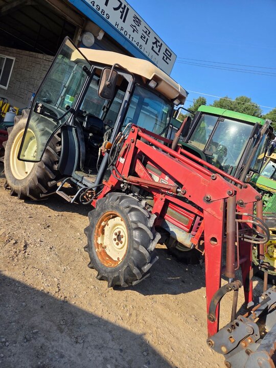 TYM 트랙터 T550 (55마력)