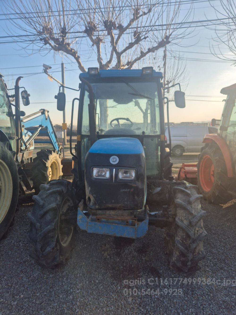 LS Tractor SN55 (55hp)