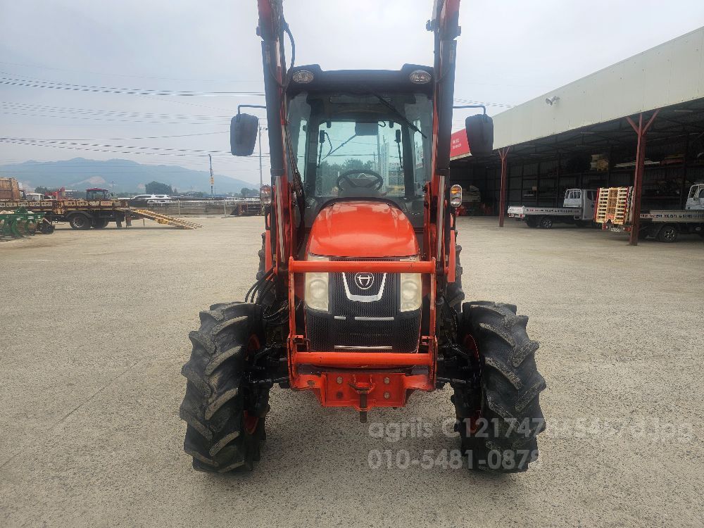 Daedong Tractor RX600 (60hp) 뒤우측면