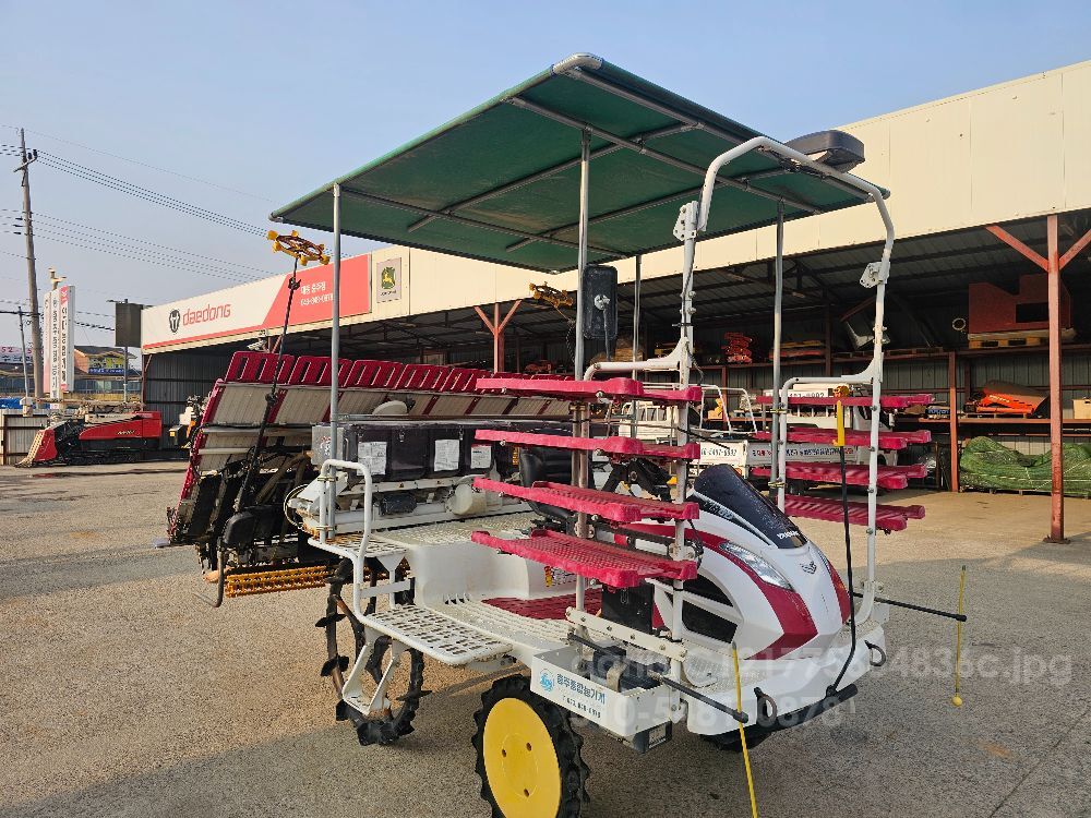 얀마 이앙기 YR8DZTG-F (8조식)