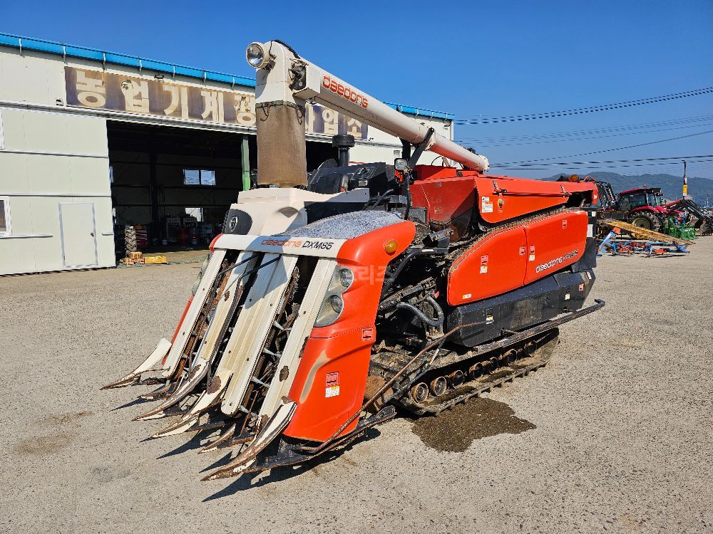 Daedong Combine Harvester DXM85 (5Rows)