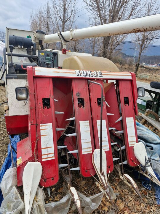 국제 콤바인 EC525GN (4조식)