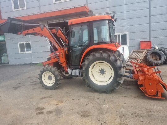 Daedong Tractor D500 (50hp)