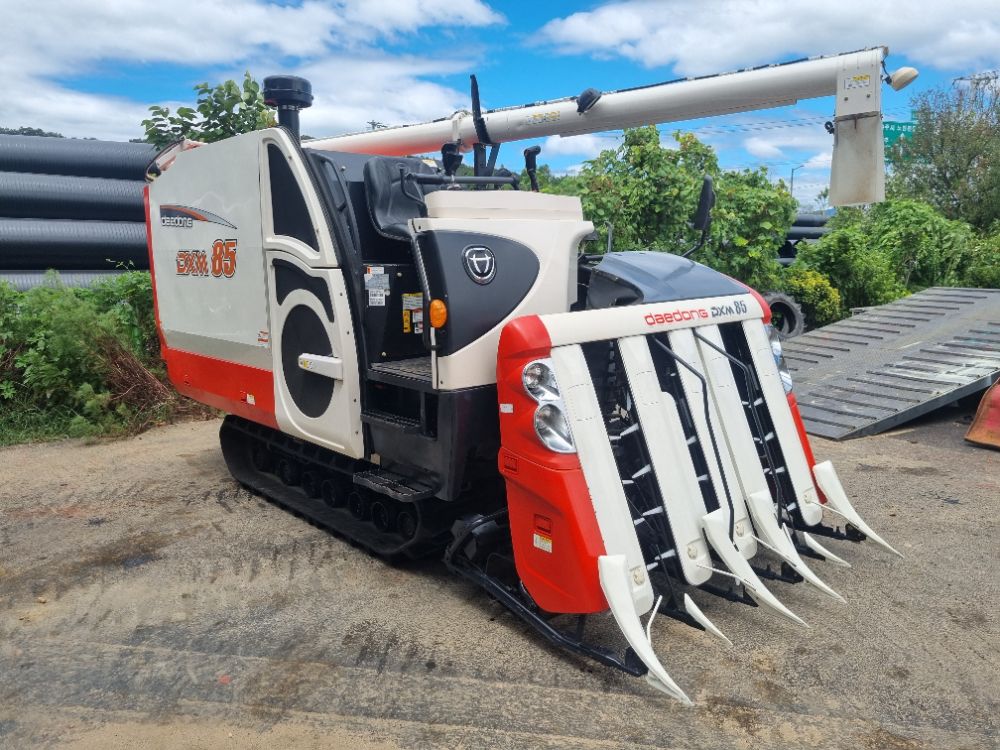 Daedong Combine Harvester DXM85G (5Rows)
