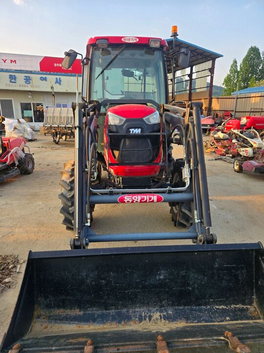TYM 트랙터 M520 (52마력)