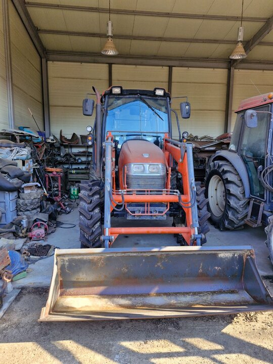 Daedong Tractor MX70 (70hp)