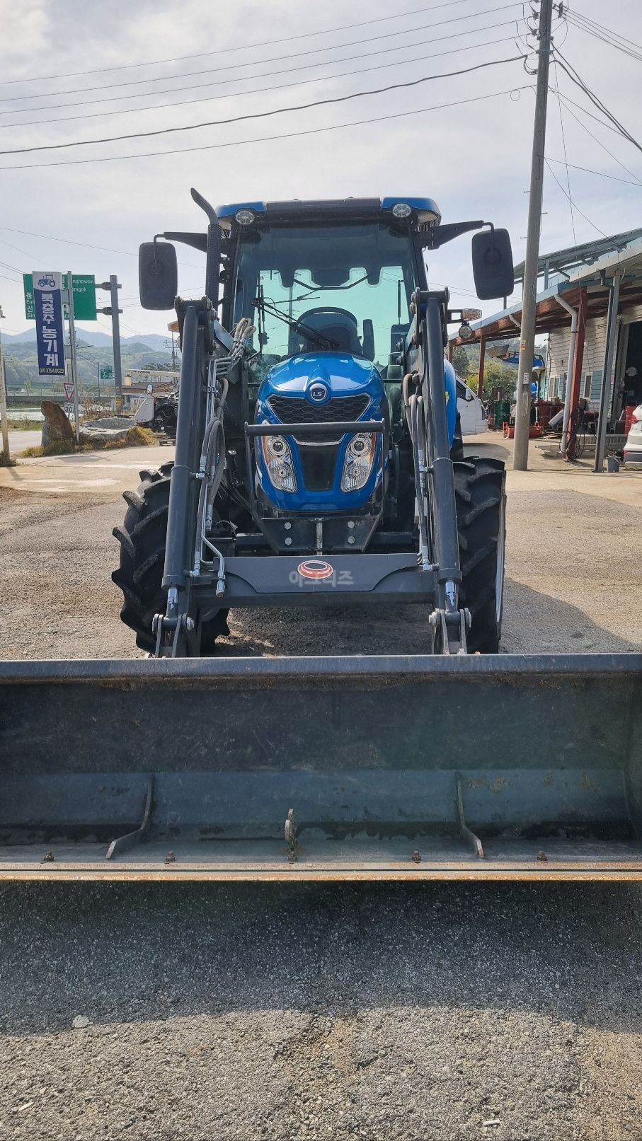 LS 트랙터 MT5.73 (73.9마력)