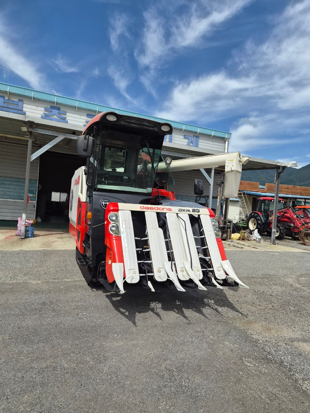 Combine Harvester DXM85 (5Rows) 뒤우측면