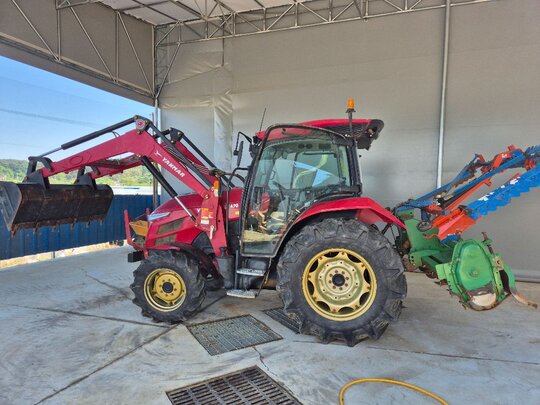 Yanmar Tractor YT470 (70hp)