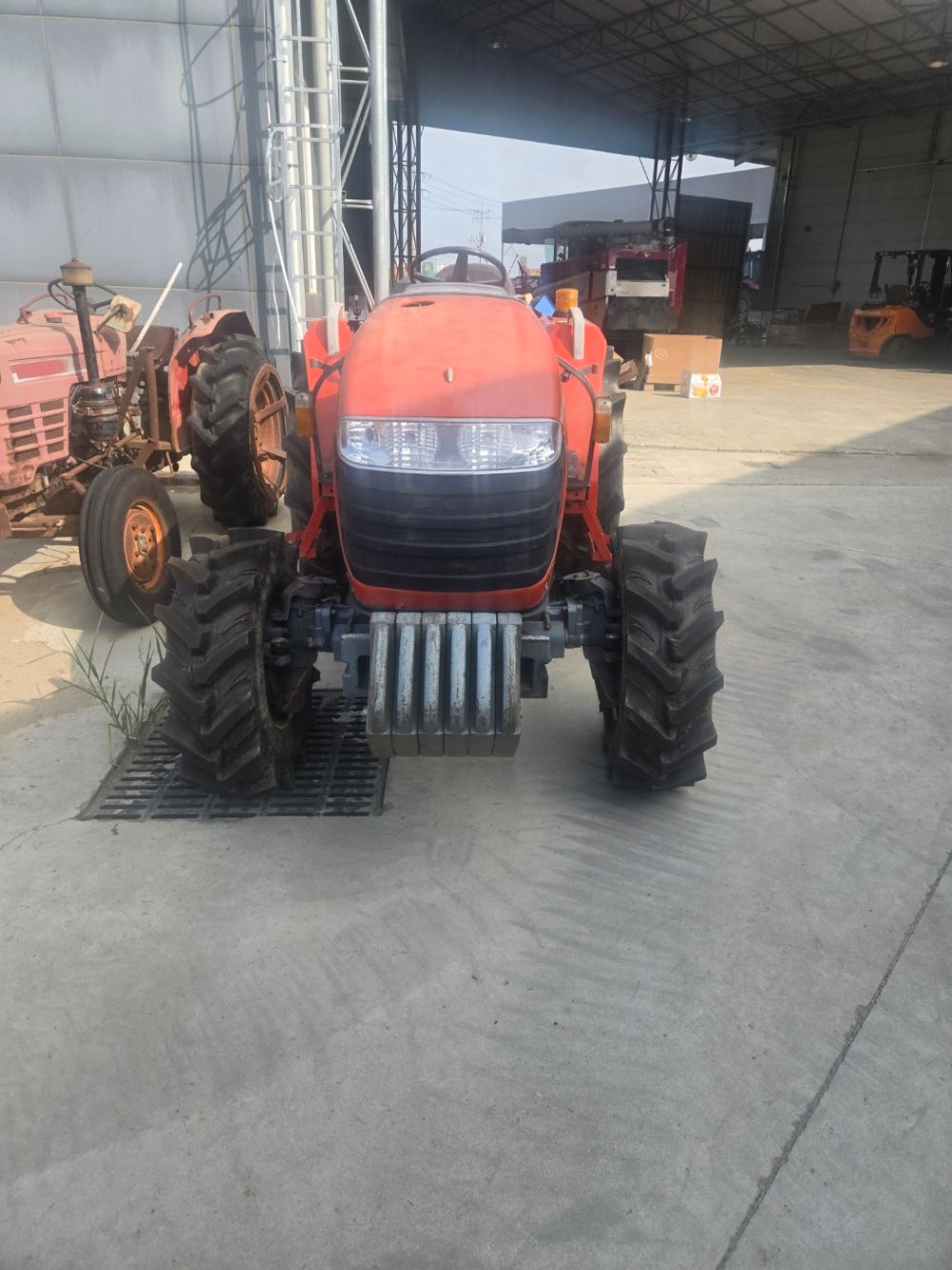 대동 트랙터 D470 (470마력)