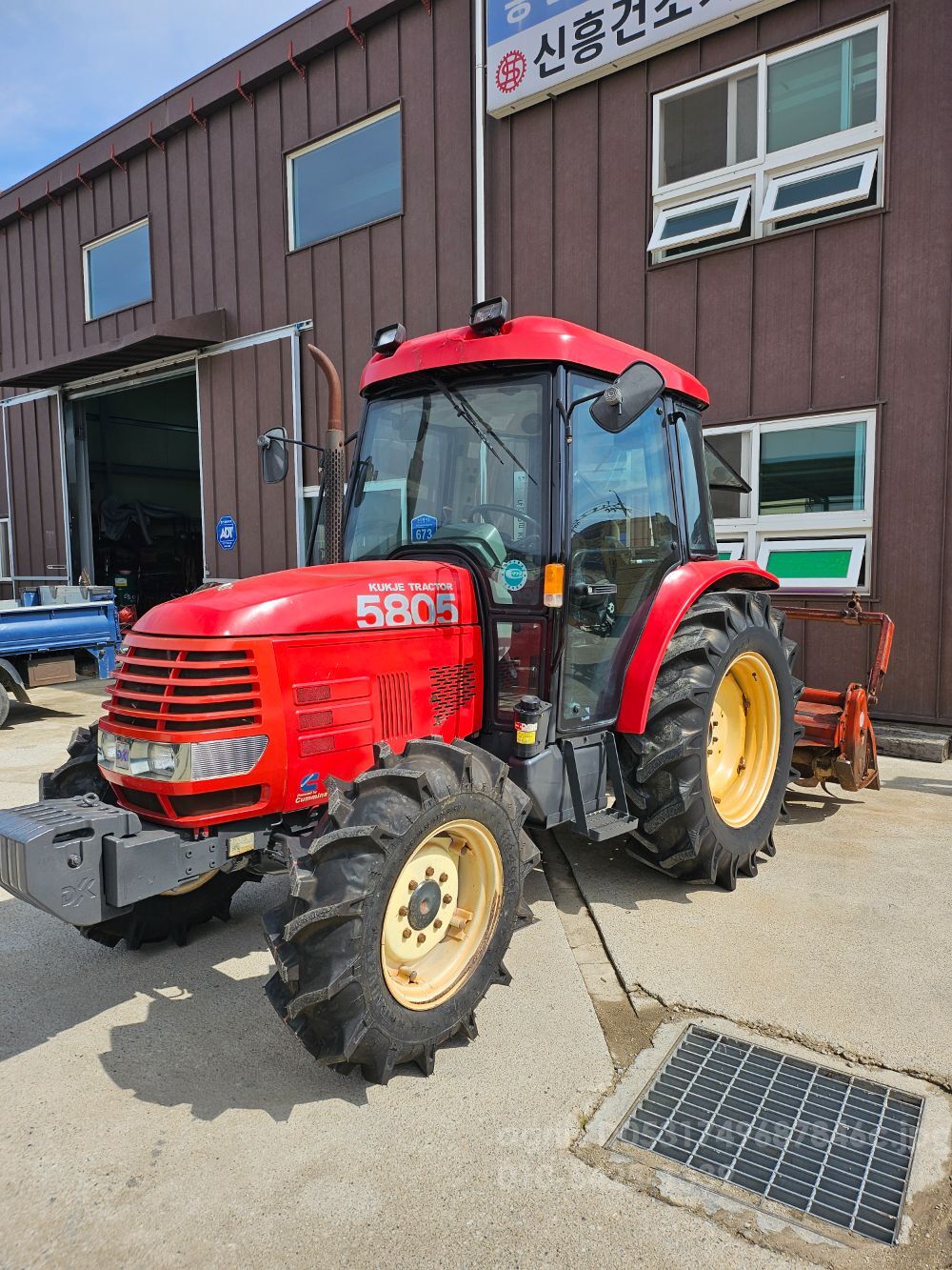 Kukje Tractor 5805 (58hp)