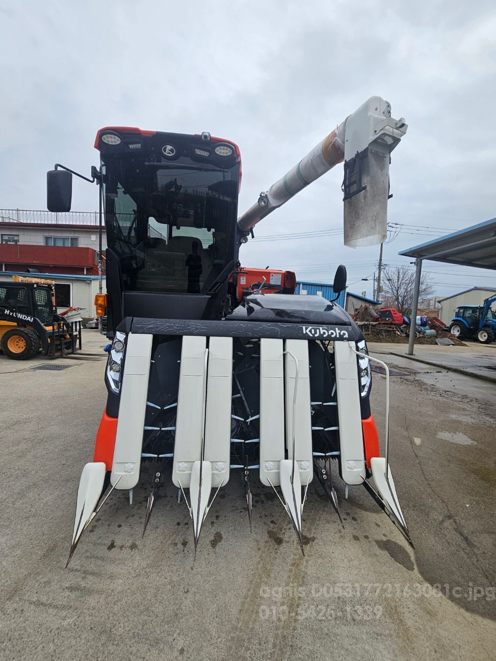 Kubota Combine Harvester ZR6130 (6Rows)