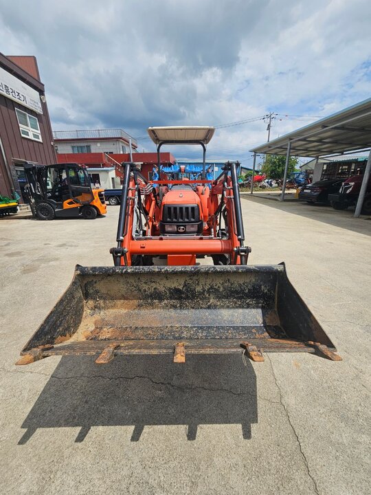 Kubota Tractor L430M (43hp)