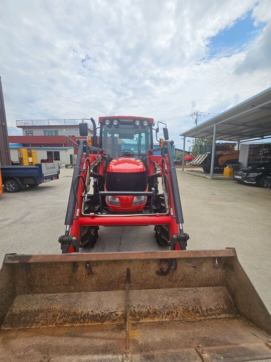 Yanmar Tractor EG65 (65hp)
