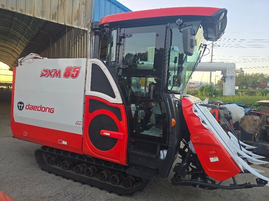 Daedong Combine Harvester DXM85 (5Rows)